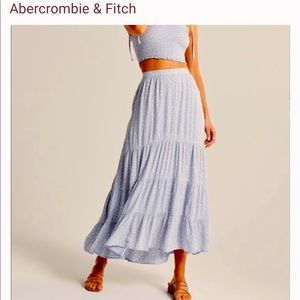 Abercrombie & Fitch Tiered Printed Maxi Skirt Size L